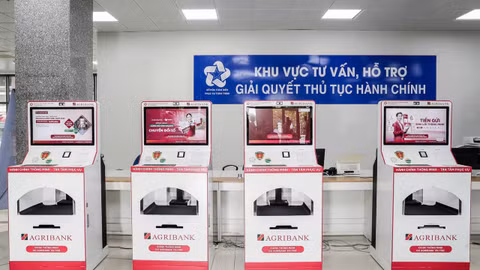 Agribank chuyển đổi số gắn với ESG: Từ các Kiosk thông minh đến khát vọng 'số hóa' vùng biên