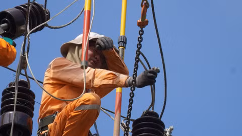 Công suất và sản lượng điện tiêu thụ của EVNNPC cao chưa từng có