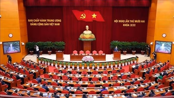 Ngày làm việc thứ hai và bế mạc Hội nghị lần thứ 12 Ban Chấp hành Trung ương Đảng khoá XIII