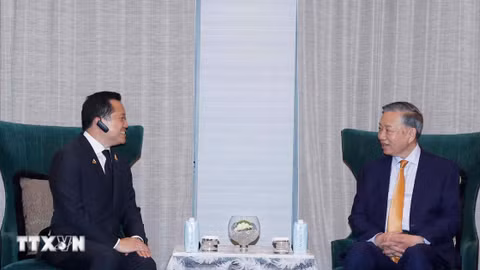 Tổng Bí thư, Chủ tịch nước Tô Lâm tiếp ông Thapana Sirivadhanabhakdi, Chủ tịch điều hành Tập đoàn TCC, Tổng Giám đốc Tập đoàn ThaiBev (Thái Lan).