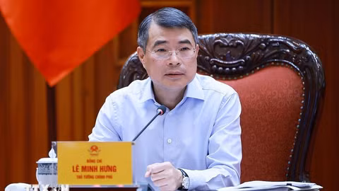 Thủ tướng Lê Minh Hưng chủ trì cuộc họp về phát triển Trung tâm tài chính quốc tế tại Việt Nam. 