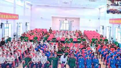 Tổ chức sinh nhật cho bạn bằng “tiệc ma túy”
