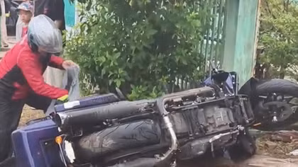  Tai nạn khi lái xe môtô phân khối lớn, hai cha con thương vong