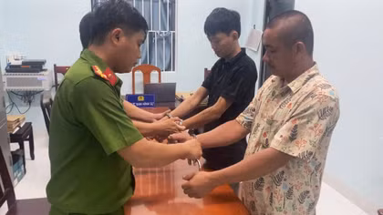 Bắt quả tang đối tượng cá độ bóng đá World Cup 