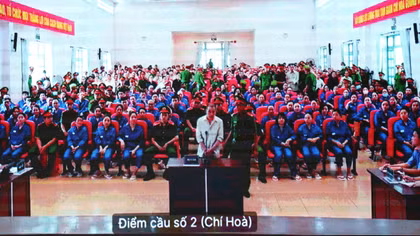 Xét xử 227 bị cáo trong đường dây ma túy xuyên quốc gia