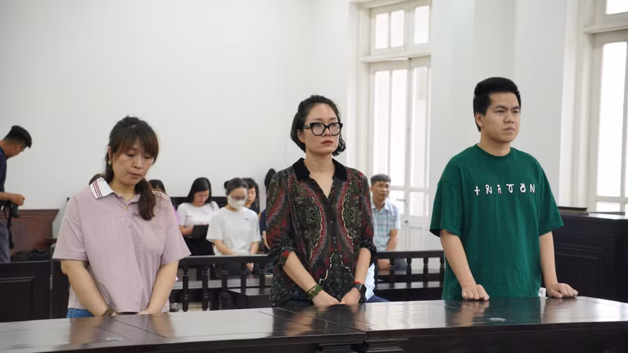 Chủ trang Facebook bán hàng hiệu che giấu 835 tỷ đồng doanh thu bị phạt 3 tỷ đồng