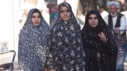Bạo lực bủa vây phụ nữ Afghanistan