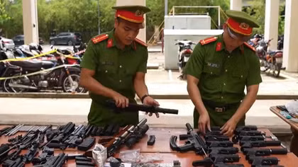 Triệt phá đường dây sản xuất, mua bán vũ khí quân dụng quy mô lớn