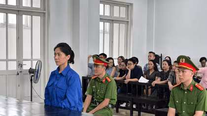 Ai sẽ hoàn tiền vé của khán giả khi show diễn bị hủy?