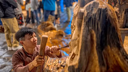 Lặng nghe trong lời gỗ tự tình
