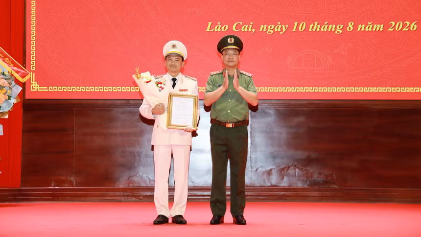 Công bố quyết định bổ nhiệm Giám đốc Công an tỉnh Lào Cai