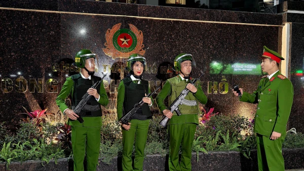 Tuần tra vũ trang, bảo vệ tuyệt đối an ninh Đại hội XIV của Đảng