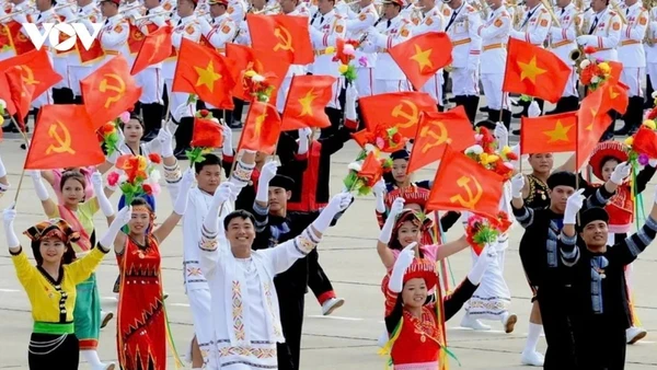 Góp ý Dự thảo các Văn kiện Đại hội XIV của Đảng: Xác lập mô hình phát triển mới để tăng trưởng cao