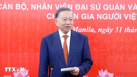 Tổng Bí thư, Chủ tịch nước gặp gỡ đại diện cộng đồng người Việt tại Philippines