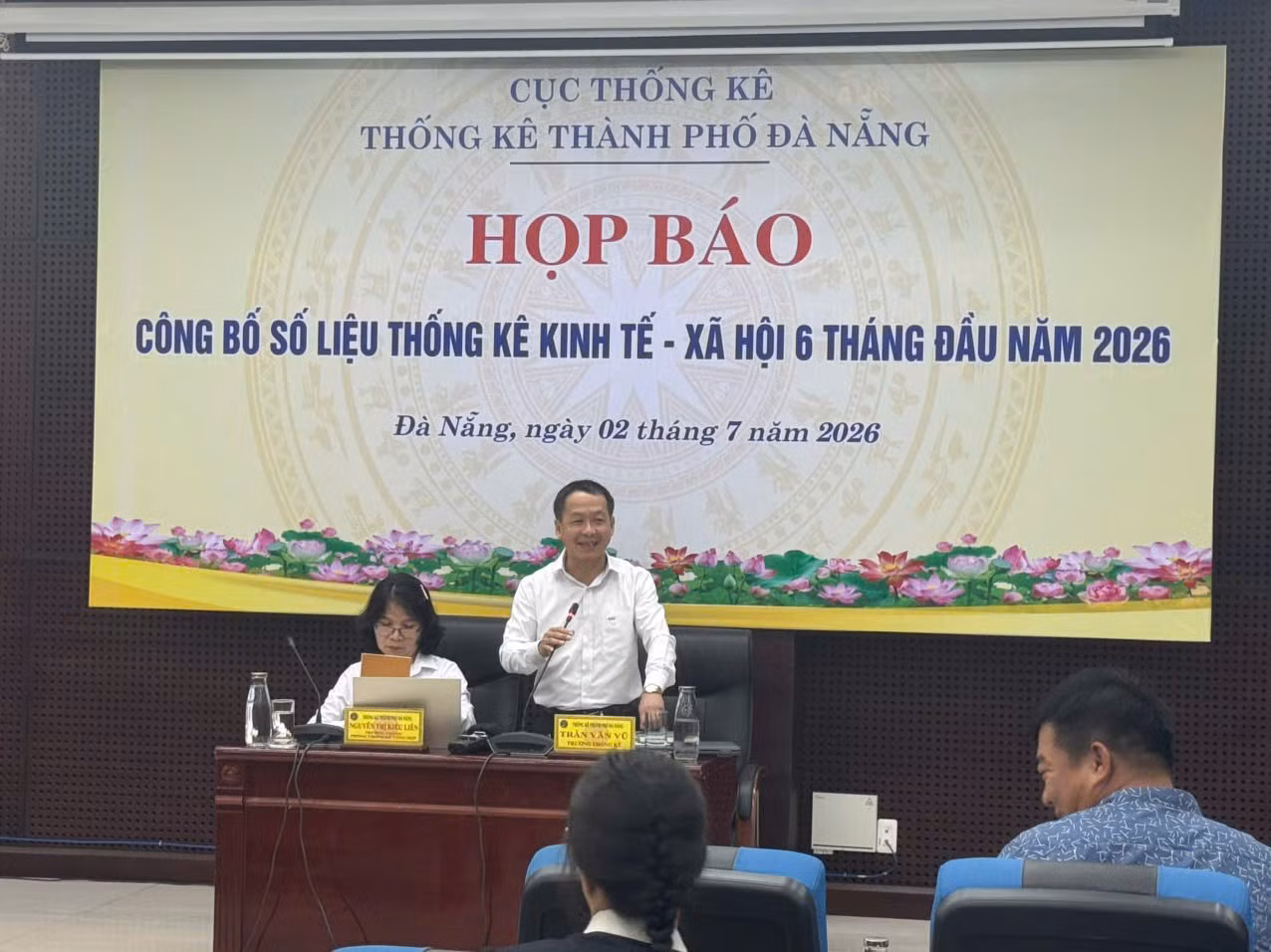 Quang cảnh họp báo công bố số liệu thống kê kinh tế - xã hội 6 tháng đầu năm 2026.
