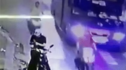 Thượng úy Công an tạo clip "viral"