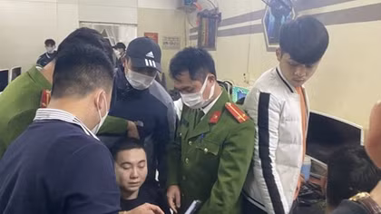 Ngân hàng tăng tốc chuyển đối số, thanh toán không tiền mặt tăng mạnh