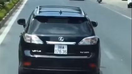 Xâm nhập tài khoản của người khác để chiếm đoạt tiền tỷ