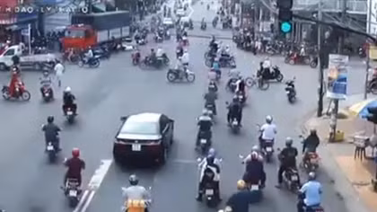 Lập hai hệ thống sổ sách kế toán để chiếm hưởng hơn 4,1 tỷ đồng