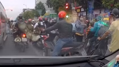 Tai nạn liên hoàn trên tuyến tránh Cai Lậy, 4 người thương vong