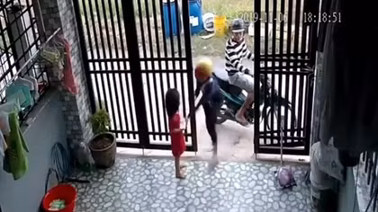 Nhà thầu bỏ giá quá thấp thì không có lãi nên đều chậm tiến độ