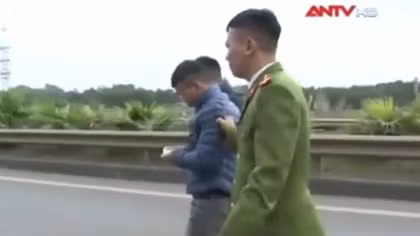 Trao tặng công trình lớp học, bếp ăn cho điểm trường miền núi Tuyên Quang