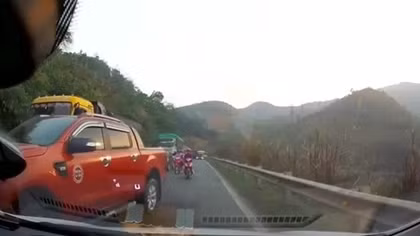 Công an TP Hồ Chí Minh: Mang niềm vui, trao "tấm giấy thông hành" cuộc đời cho người yếu thế