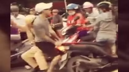 Đi sát hạch lái xe, thí sinh được xem video cảnh báo tai nạn