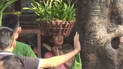 Tai nạn học đường từ những trò nghịch dại bằng bút bi và chìa khóa