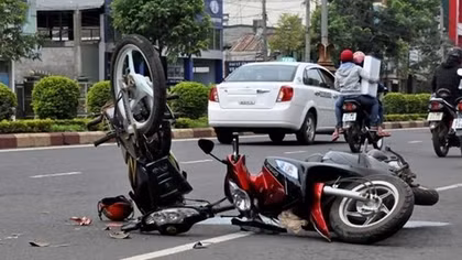 TP Hồ Chí Minh: 25 người nghi ngộ độc thực phẩm tại trường tiểu học, 1 trẻ diễn tiến nặng