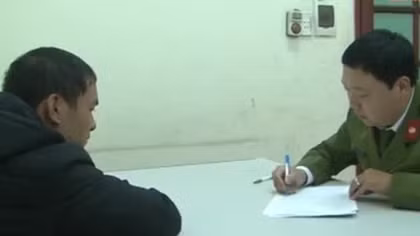 “Lao xao Yên Phụ tiếng hò gọi nhau...”