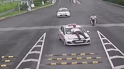 Chuyện về Đại úy Công an băng mình qua lửa dữ, cứu cháu bé 13 tháng tuổi