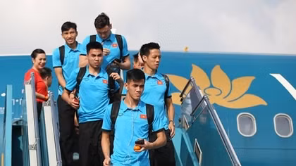 Phạt gần 35 triệu, cắt bỏ thành thùng xe tải làm rơi vãi bùn đất ở Hà Nội