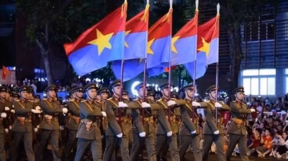 Hội Cựu Công an nhân dân Việt Nam trao quà tri ân các cán bộ Công an chi viện chiến trường miền Nam