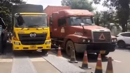 Giữ bình yên mùa du lịch biển