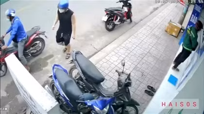 Bắt giữ đối tượng trang bị súng ngắn khi bán ma tuý