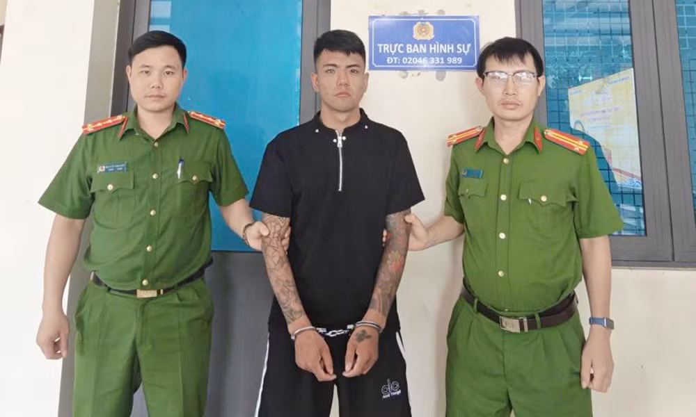cong-an-xa-nghia-phuong-bat-giu-doi-tuong-hai-lan-lien-tiep-cuop-giat-tai-san.jpg