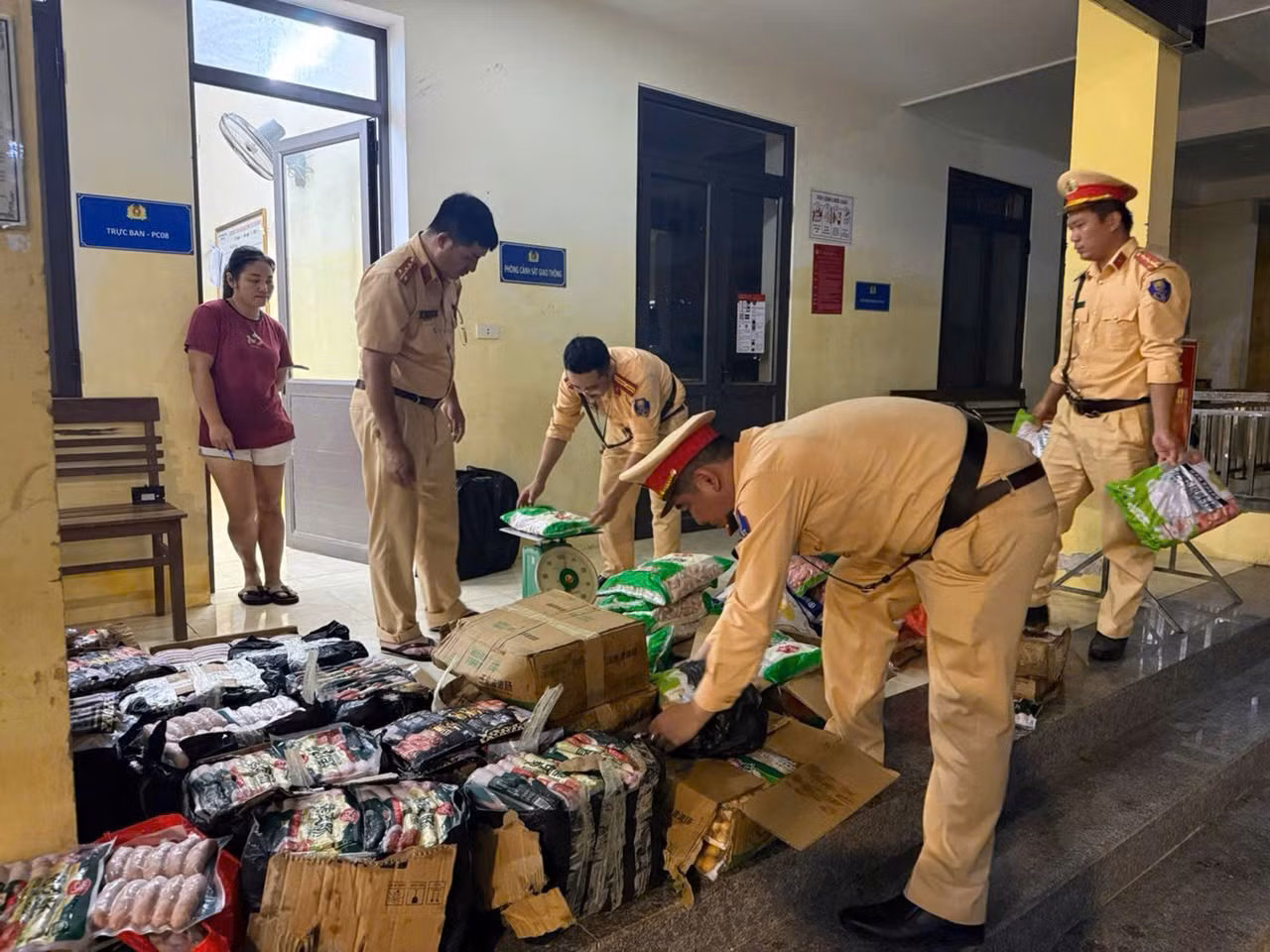 z7936649020166-b3b6913c22e8cd3d25611dd28510ce38.jpg