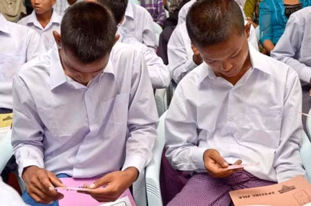 Myanmar: Quân đội “phóng thích” 42 trẻ em ảnh 1