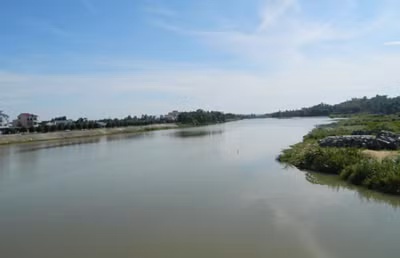 Đoạn sông, nơi phát hiện xác nạn nhân nổi.