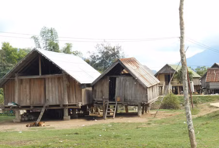 Một góc buôn M'liêng.