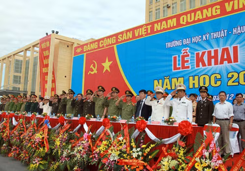 Đại học Kỹ thuật – Hậu cần CAND khai giảng năm học mới ảnh 1