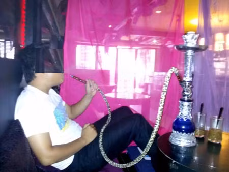 Lằn ranh mong manh giữa “thú chơi” và “tệ nạn” của giới trẻ: Shisha vẫn cháy ảnh 2
