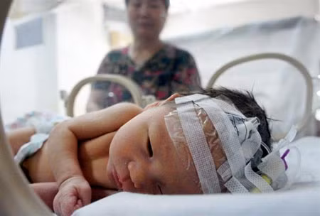 Làm mẹ đơn thân và những hệ lụy ảnh 1