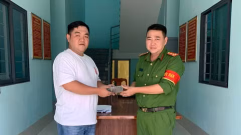 Công an xã giúp người chuyển nhầm nhận lại 206 triệu đồng