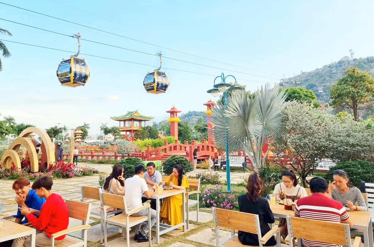 Khu du lịch Cáp treo Núi Sam – Điểm đến hấp dẫn du khách dịp Giỗ tổ Hùng Vương -0