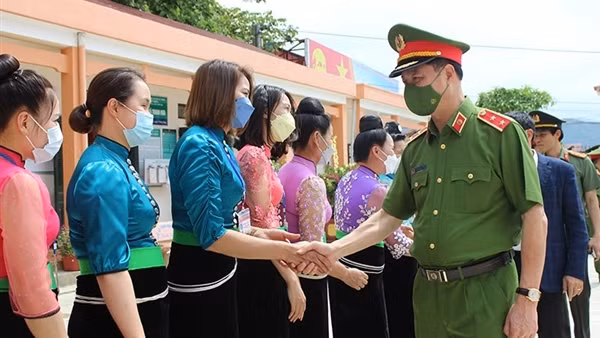 Thứ trưởng Nguyễn Duy Ngọc thăm, kiểm tra công tác tại Điện Biên