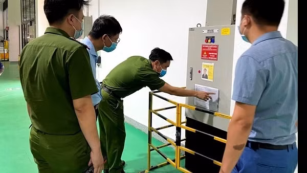 Tháo gỡ khó khăn, vướng mắc cho tổ chức, doanh nghiệp trong quy định về PCCC