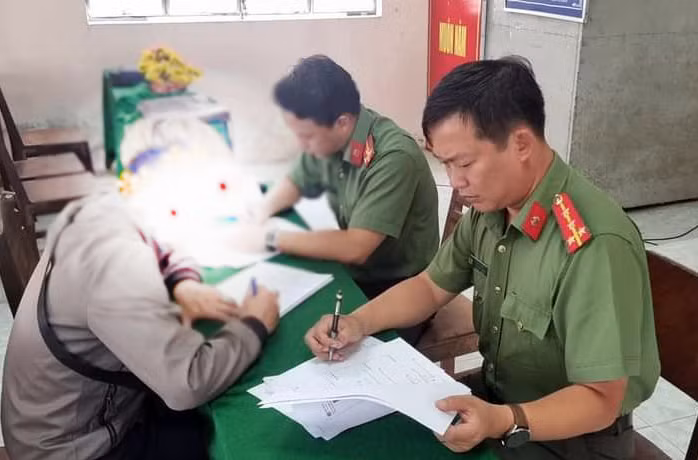 Xác minh, xử lý các đối tượng đăng thông tin sai sự thật về vụ tai nạn giao thông -0