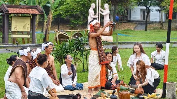 Trải nghiệm nghi lễ văn hoá truyền thống độc đáo của đồng bào Chu Ru, Tây Nguyên